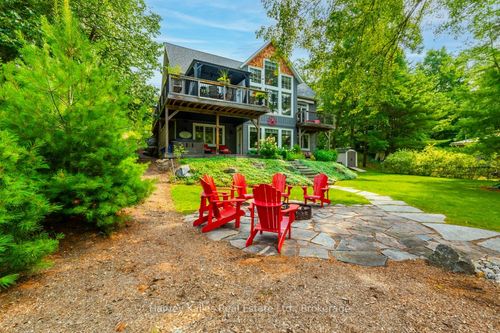 2781 Muskoka Rd 118 W, Port Carling, ON, P0B1J0 | Card Image