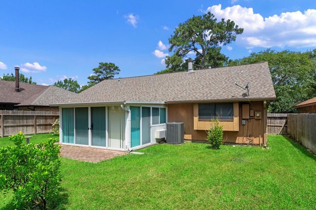 5211 Pimberton Ln, House other with 3 bedrooms, 2 bathrooms and 2 parking in Spring TX | Image 26