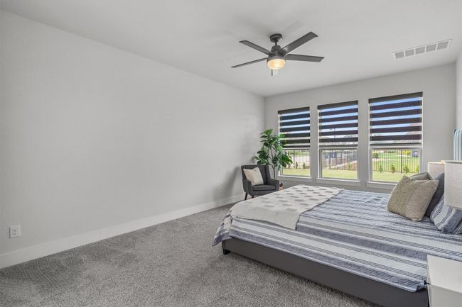 large primary bedroom | Image 14