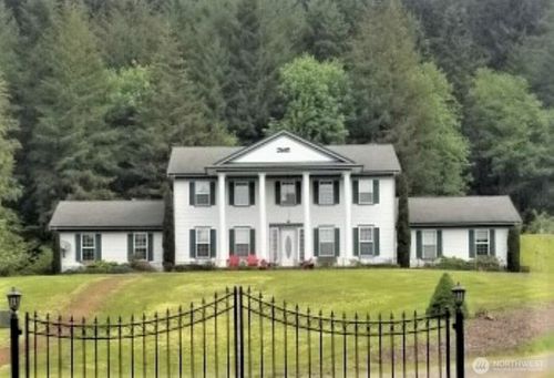 12832 Hunter Rd Sw, Rochester, WA, 98579-9654 | Card Image