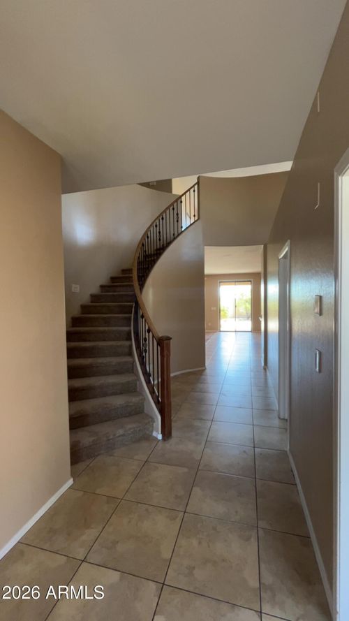 6037 S 30th Dr, Phoenix, AZ, 85041-6208 | Card Image