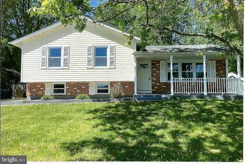 235 Courtney Dr, ELKTON, MD, 21921-6210 | Card Image