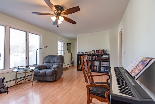 72 Flagg Ave, House other with 3 bedrooms, 2 bathrooms and 3 parking in Warwick RI | Image 15