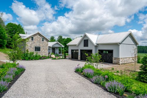 1009 Serpent Mounds Rd, Keene, ON, K0L2G0 | Card Image