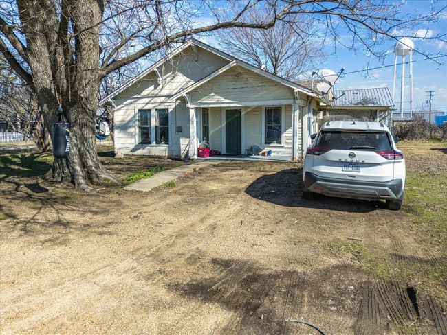 100 S Kerr St, House other with 2 bedrooms, 1 bathrooms and null parking in Blooming Grove TX | Image 6