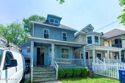 916 Monroe Ave, Asbury Park, NJ, 07712-6440 | Card Image
