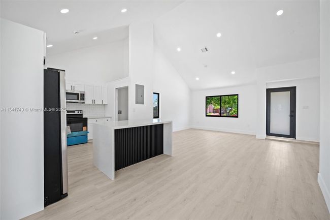 20620 Sw 120 Th Pl, House other with 3 bedrooms, 2 bathrooms and null parking in Miami FL | Image 11