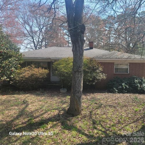 307 S Little Texas Rd, Kannapolis, NC, 28083-6262 | Card Image