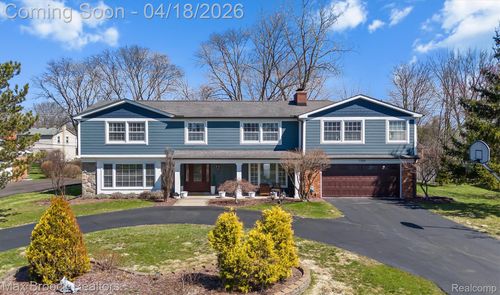 7359 Coach Ln, West Bloomfield, MI, 48322-4020 | Card Image