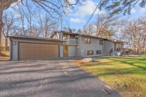 5609 N Il Route 47, Woodstock, IL, 60098-8537 | Card Image