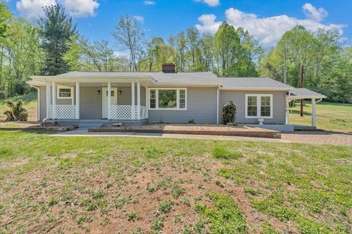 112 Frankie Ln, Stuart, VA, 24171 | Card Image