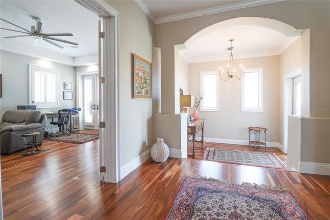 11105 5 Th St E, House other with 4 bedrooms, 4 bathrooms and null parking in TREASURE ISLAND FL | Image 26