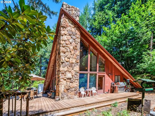 32018 Camas Swale Rd, Creswell, OR, 97426 | Card Image