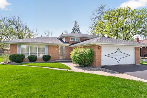 549 E 168th St, South Holland, IL, 60473-2920 | Card Image