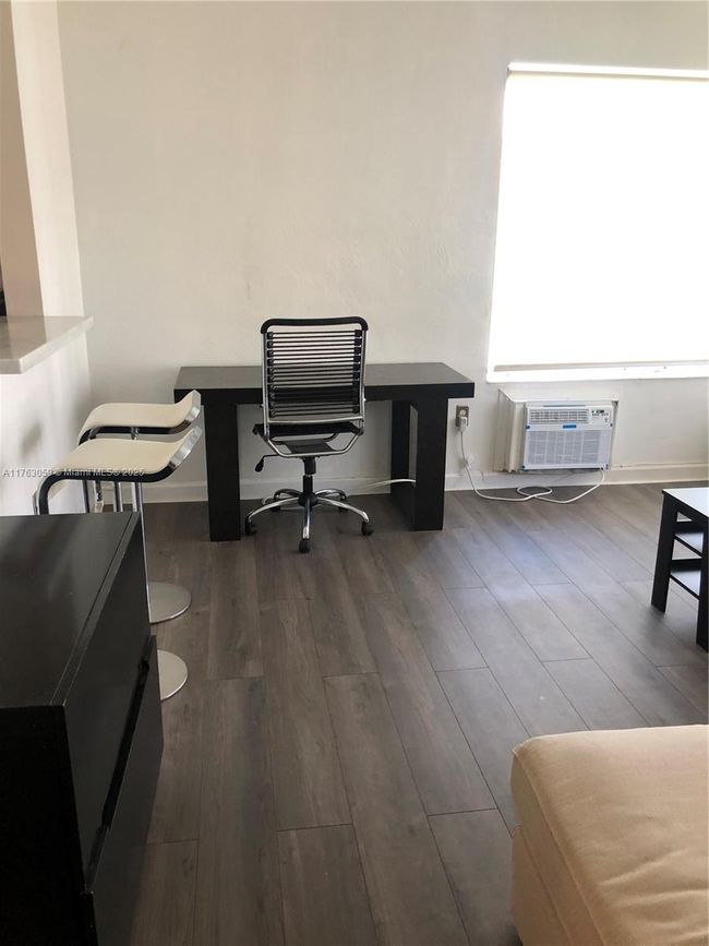 APT-9 - 1611 Euclid Ave, Condo with 1 bedrooms, 1 bathrooms and null parking in Miami Beach FL | Image 5