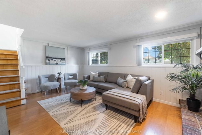 3555 Rapids View Dr, House other with 3 bedrooms, 2 bathrooms and 4 parking in Niagara Falls ON | Image 16