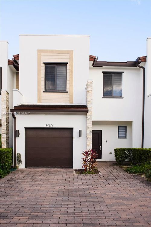 20917-20917 Ne 8th Ave, Miami, FL, 33179 | Card Image