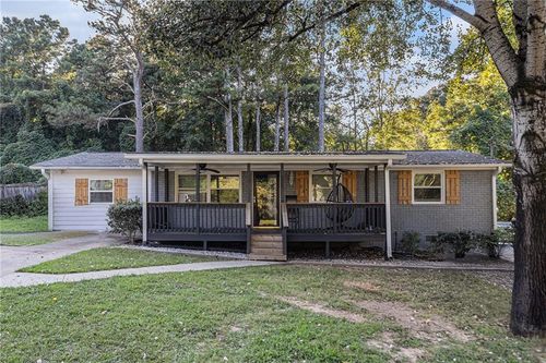 12 C W Smith Cir, Bremen, GA, 30110-3924 | Card Image