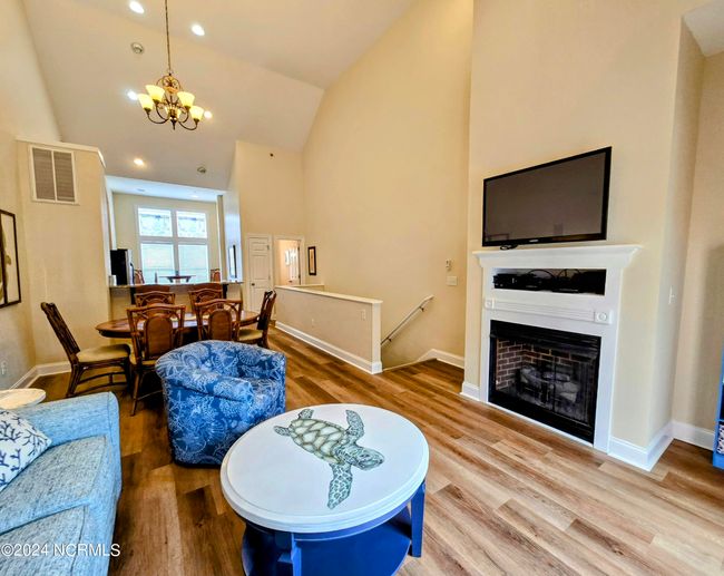308 - 1111 Cambridge Rd, Condo with 2 bedrooms, 3 bathrooms and 1 parking in Kill Devil Hills NC | Image 6