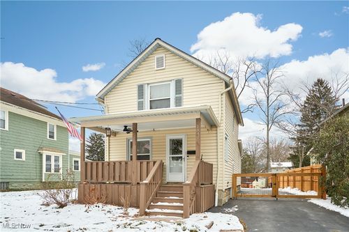 1840 6th St, Cuyahoga Falls, OH, 44221-3820 | Card Image