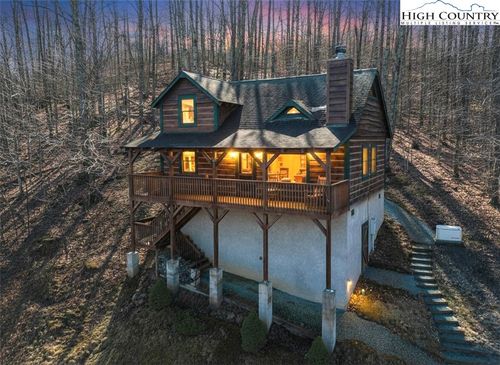 130 Hollow Tree Rd, Beech Mountain, NC, 28604-8101 | Card Image