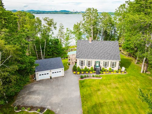 111 Ledge Road, South Thomaston, ME, 04858 | Card Image