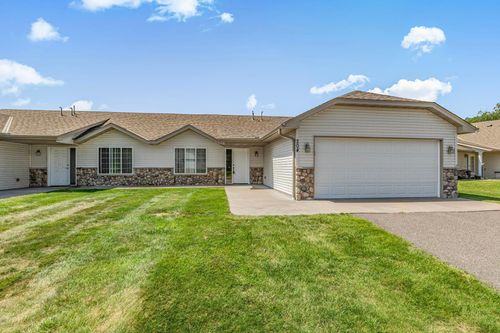 204 Appaloosa Ct, Braham, MN, 55006-3654 | Card Image