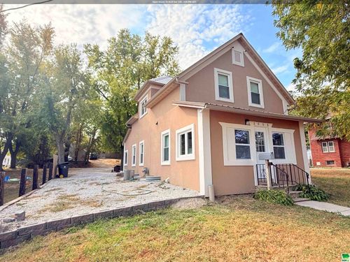 2008 W Palmer Ave, Sioux City, IA, 51103 | Card Image