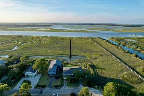 720 E Erie Ave, Folly Beach, SC, 29439 | Card Image