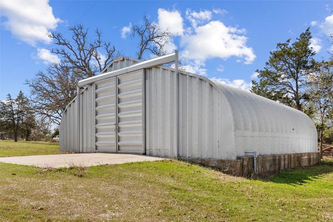 491 Herron Trl, Home with 3 bedrooms, 2 bathrooms and 8 parking in McDade TX | Image 4