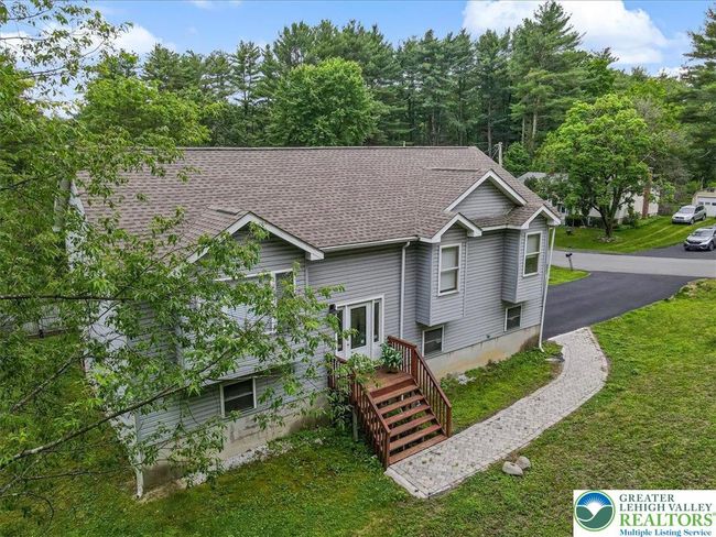 838 Cayuga Way, House other with 4 bedrooms, 3 bathrooms and null parking in Stroudsburg PA | Image 53