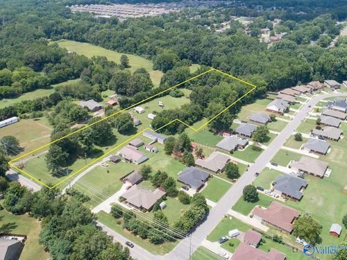 1781 Capshaw Rd Nw, Madison, AL, 35757-6909 | Card Image