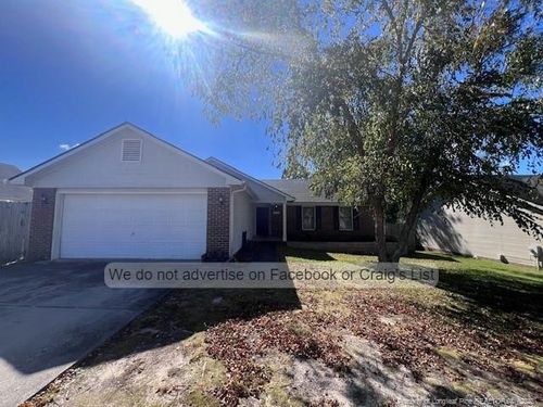 5911 Gist Pl, Fayetteville, NC, 28306-9168 | Card Image