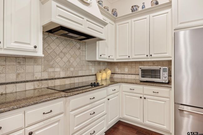 UNIT-1602 - 1857 Stonecrest Blvd, Condo with 3 bedrooms, 2 bathrooms and null parking in Tyler TX | Image 12