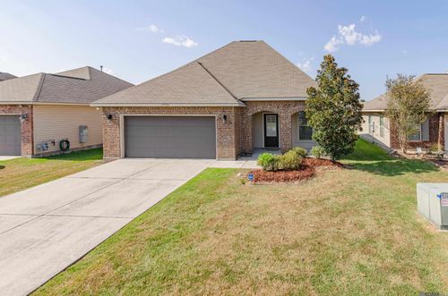 42520 Pebblestone Ave, Prairieville, LA, 70769-6461 | Card Image