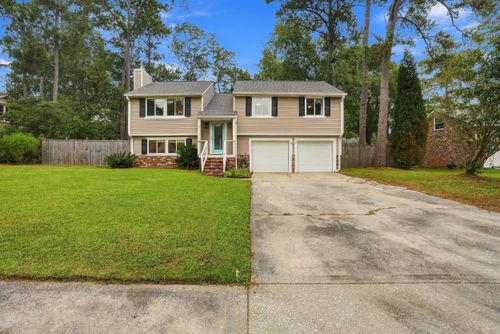 105 Flicker Ln, Summerville, SC, 29485-7418 | Card Image