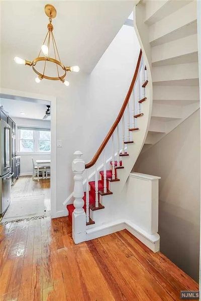 129 Thorne Street, Home with 4 bedrooms, 2 bathrooms and null parking in Jersey City NJ | Image 3