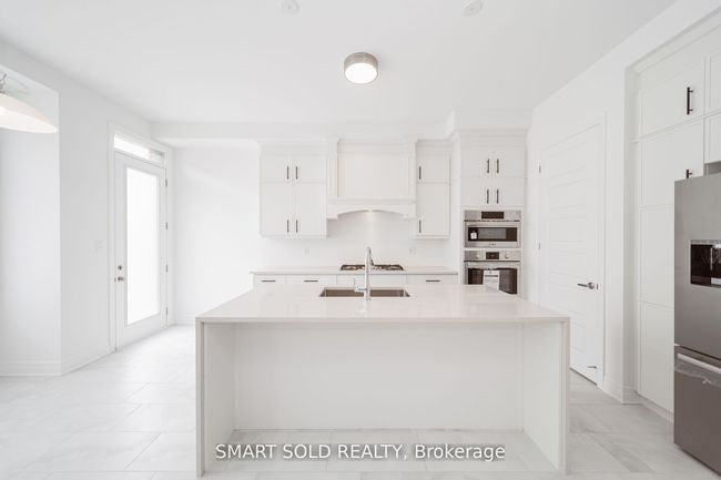 6 Azure Drive, House other with 5 bedrooms, 4 bathrooms and 2 parking in Markham ON | Image 4
