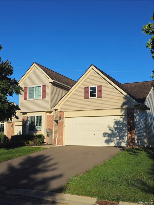 450 Lilly View Court Court, Genoa Township, MI, 48843 | Card Image
