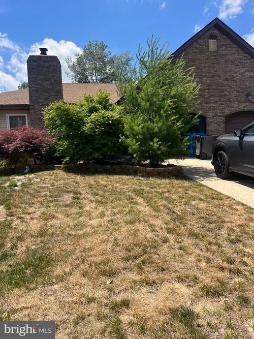 40 Sycamore Rd, Manahawkin, NJ, 08050-1541 | Card Image
