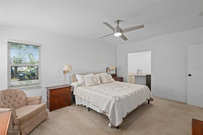 Primary bedroom | Image 26