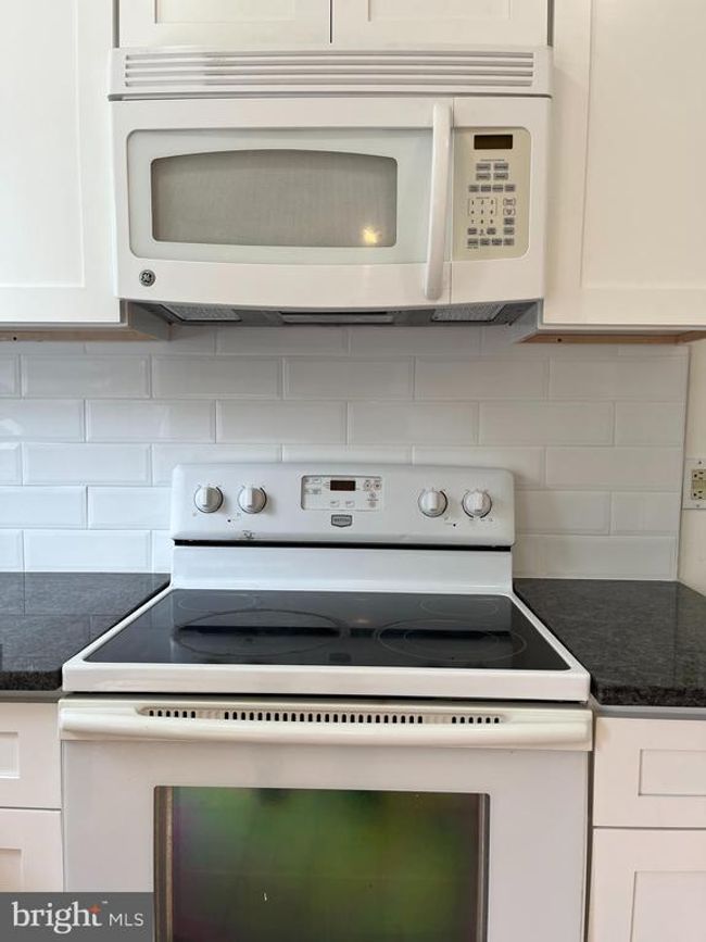 C - 142 Wright St, Townhouse with 2 bedrooms, 2 bathrooms and null parking in Manayunk PA | Image 4