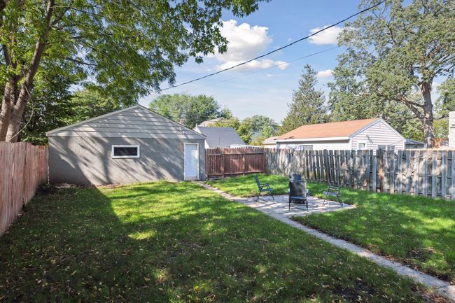 Very large backyard! | Image 31