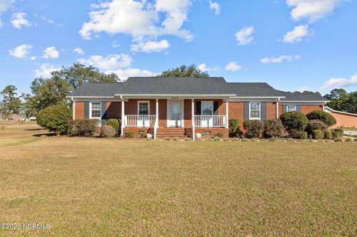 4015 Freedom Way, Hubert, NC, 28539-3821 | Card Image