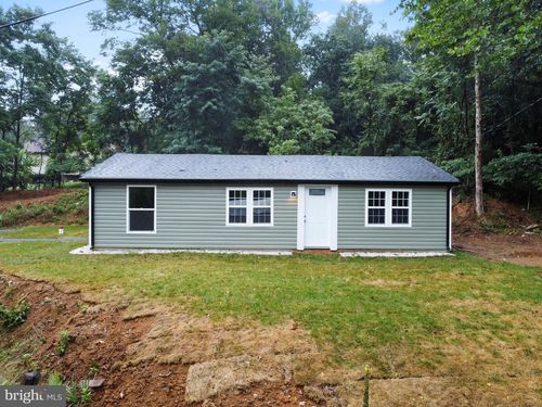 1712 Shenandoah River Dr, HARPERS FERRY, WV, 25425-6634 | Card Image