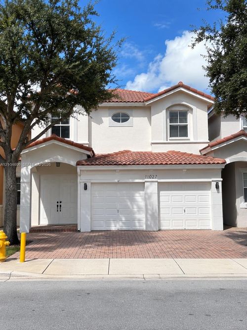 0-11027 Nw 86th Ter, Doral, FL, 33178-2325 | Card Image