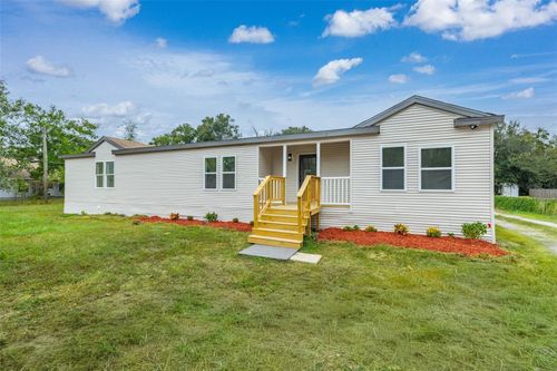 9902 Seven Roads Pl, THONOTOSASSA, FL, 33592-3383 | Card Image