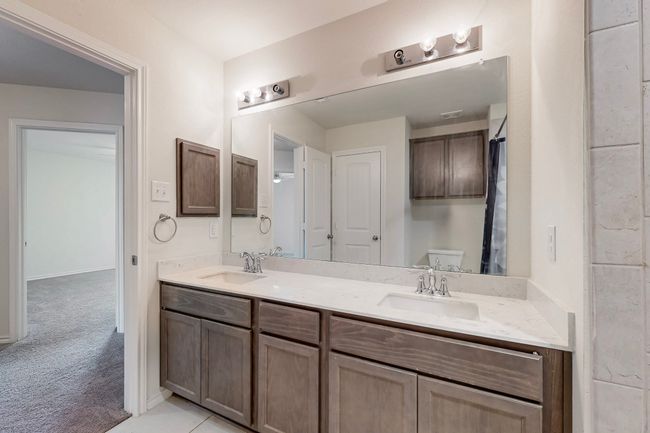 366 Rolling Meadow Dr, House other with 5 bedrooms, 2 bathrooms and null parking in Wilmer TX | Image 32