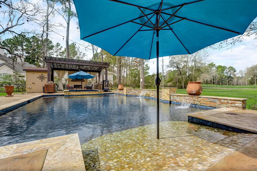 Green Bend Ct, Magnolia, TX 77354