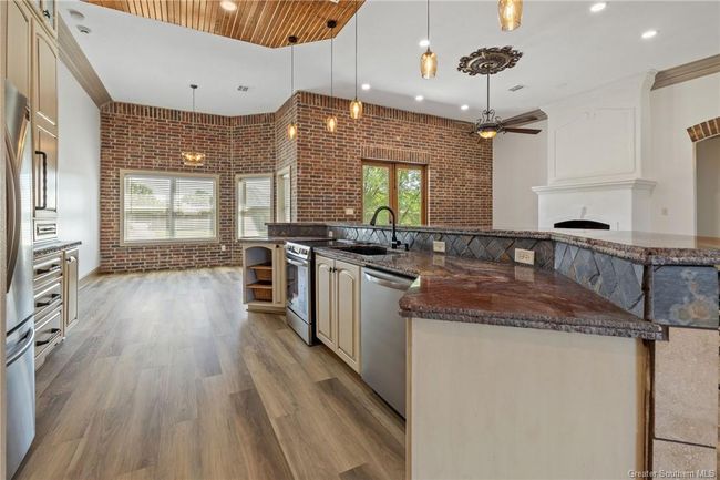 808 Sugar Maple Ln, House other with 3 bedrooms, 3 bathrooms and 2 parking in Sulphur LA | Image 11